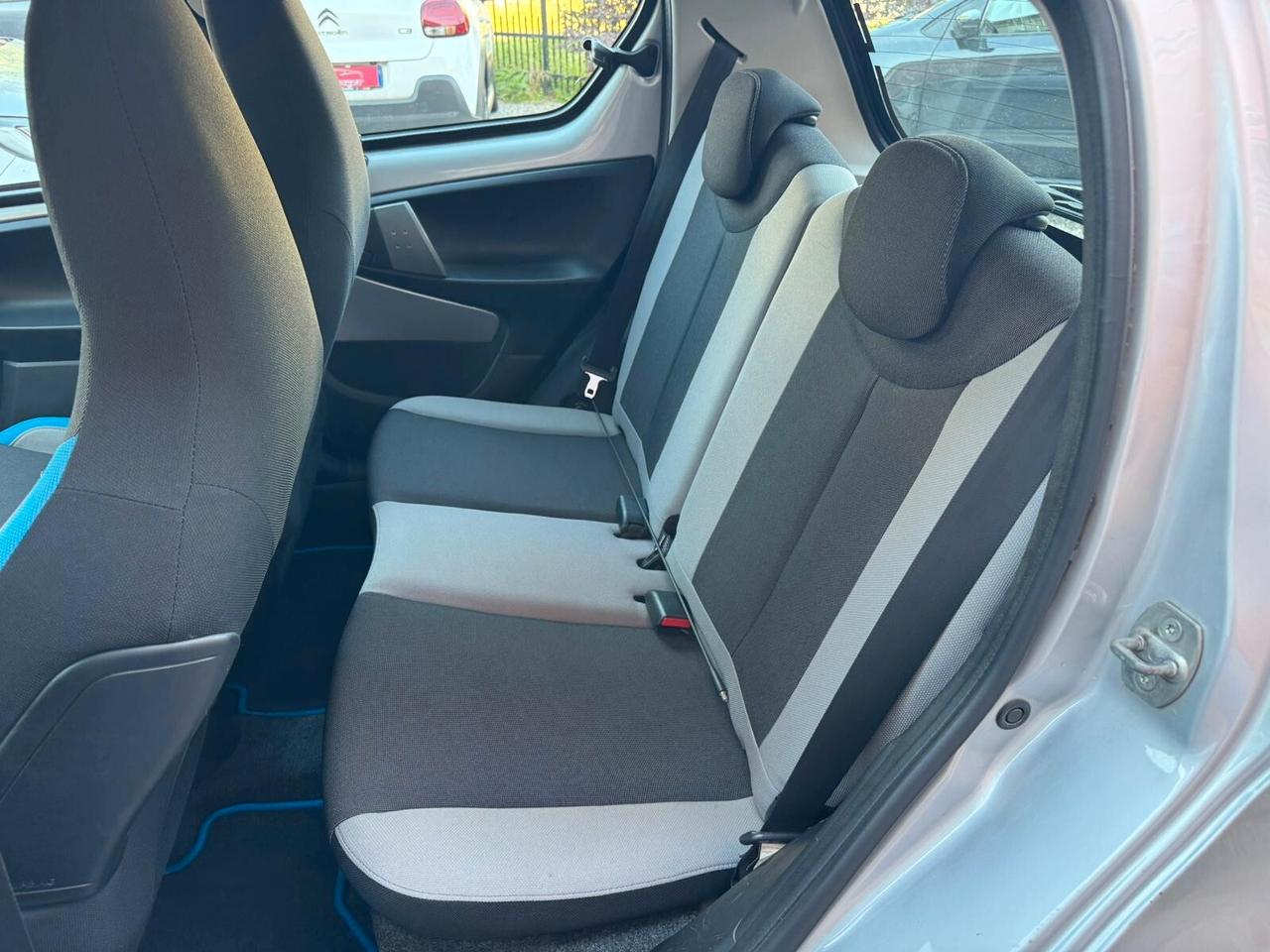Toyota Aygo 1.0 12V VVT-i 5 porte Lounge MMT