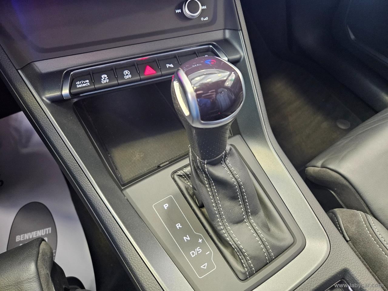 AUDI Q3 SPB 40 TDI qu. S tr. S line edition