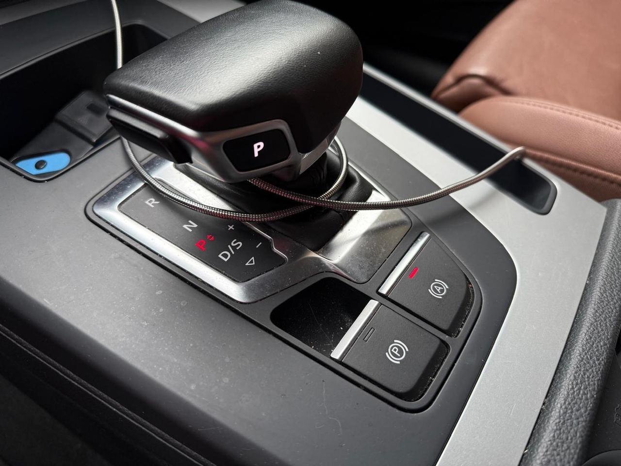 Audi Q5 S Line 2.0 40 TDI MHEV #7305