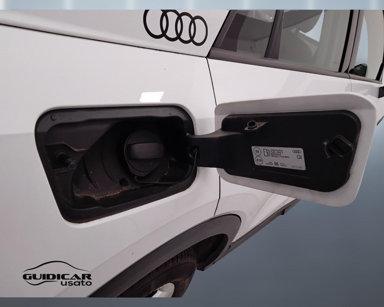 AUDI Q2 I 2021 - Q2 30 1.0 tfsi Business 110cv