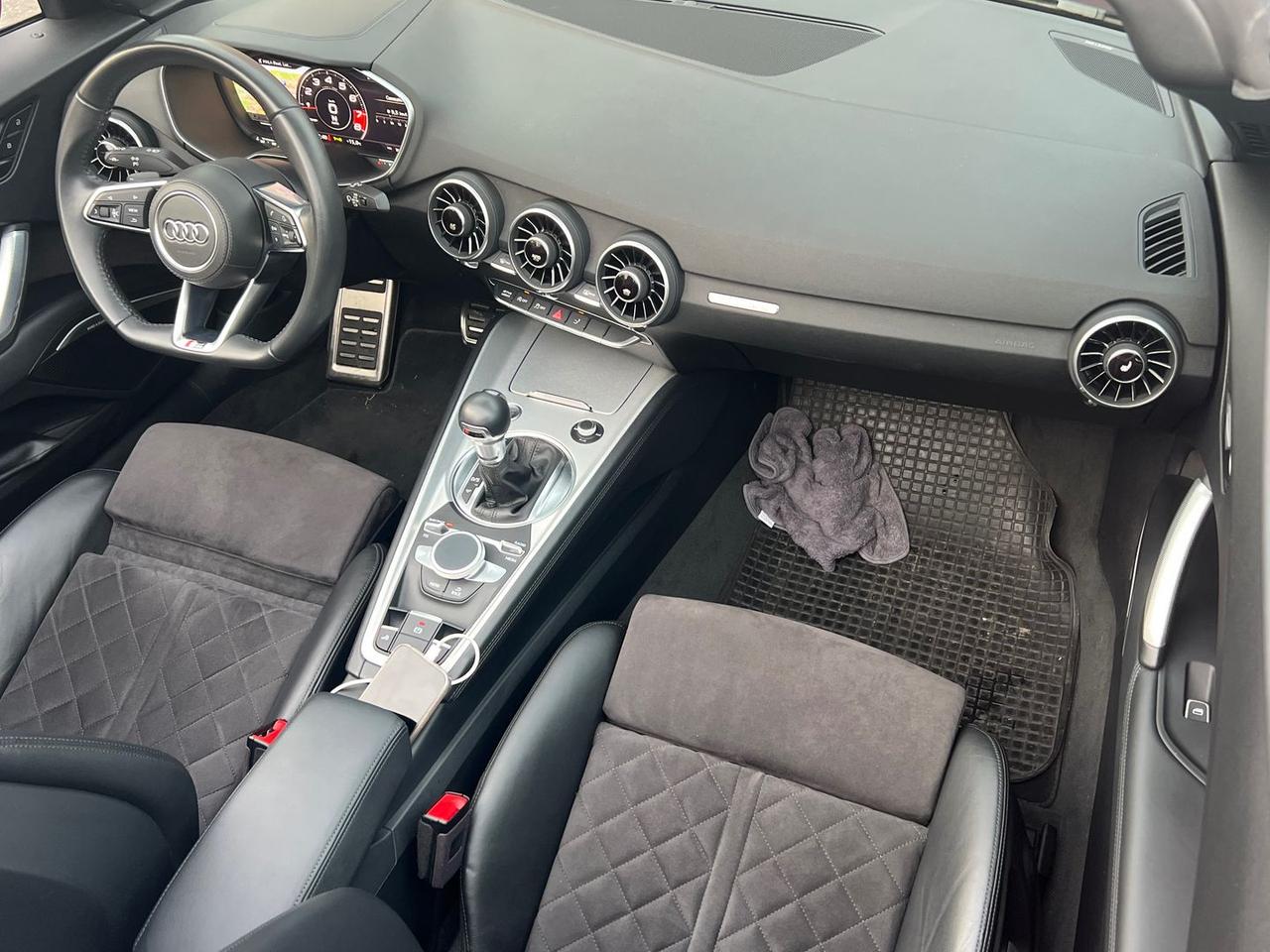 Audi TT S Line 2.0 TFSI #9771