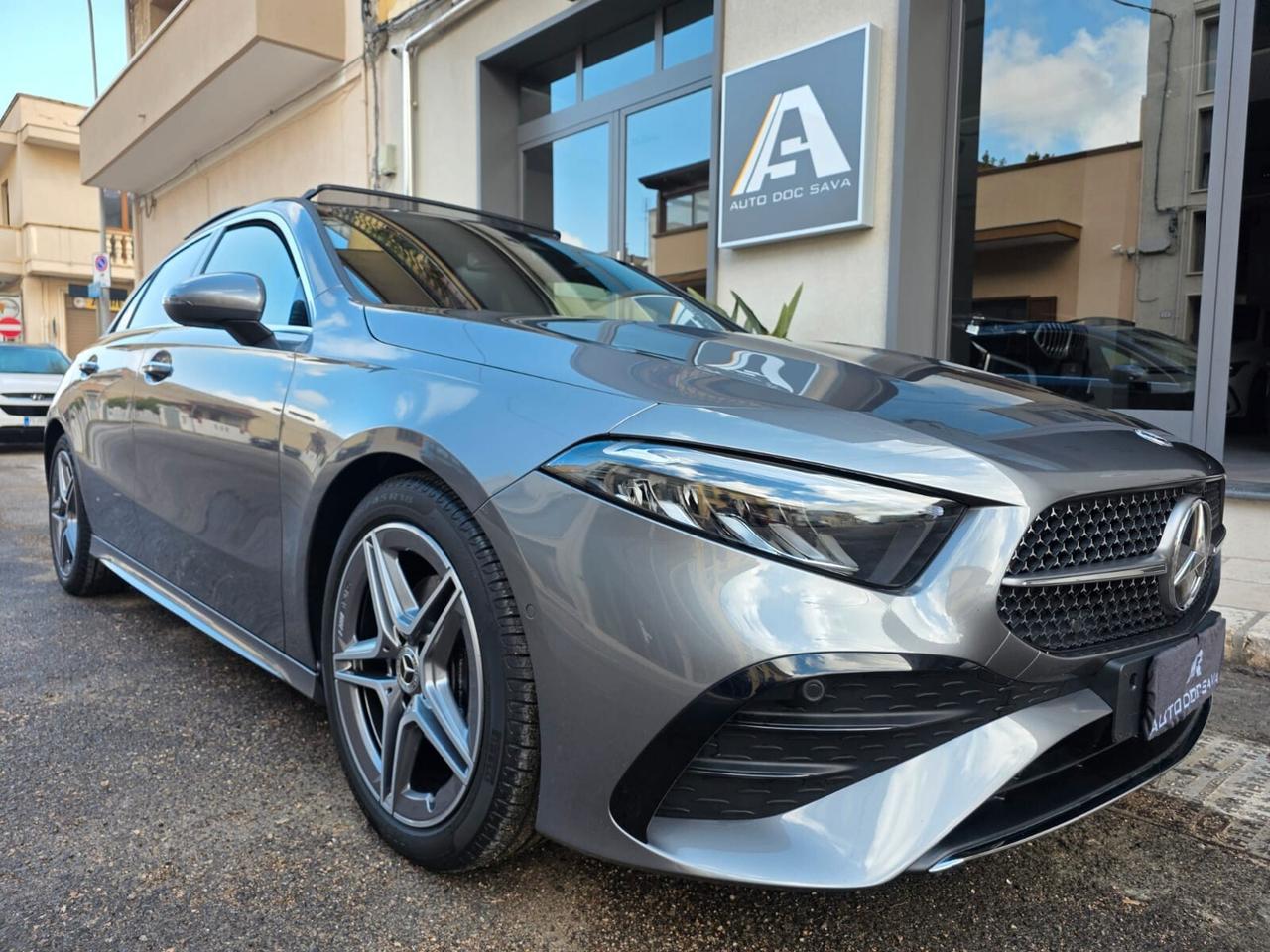 Mercedes A 180 d 1950 cc AMG/Premium/Tetto/Luci Ambiente...