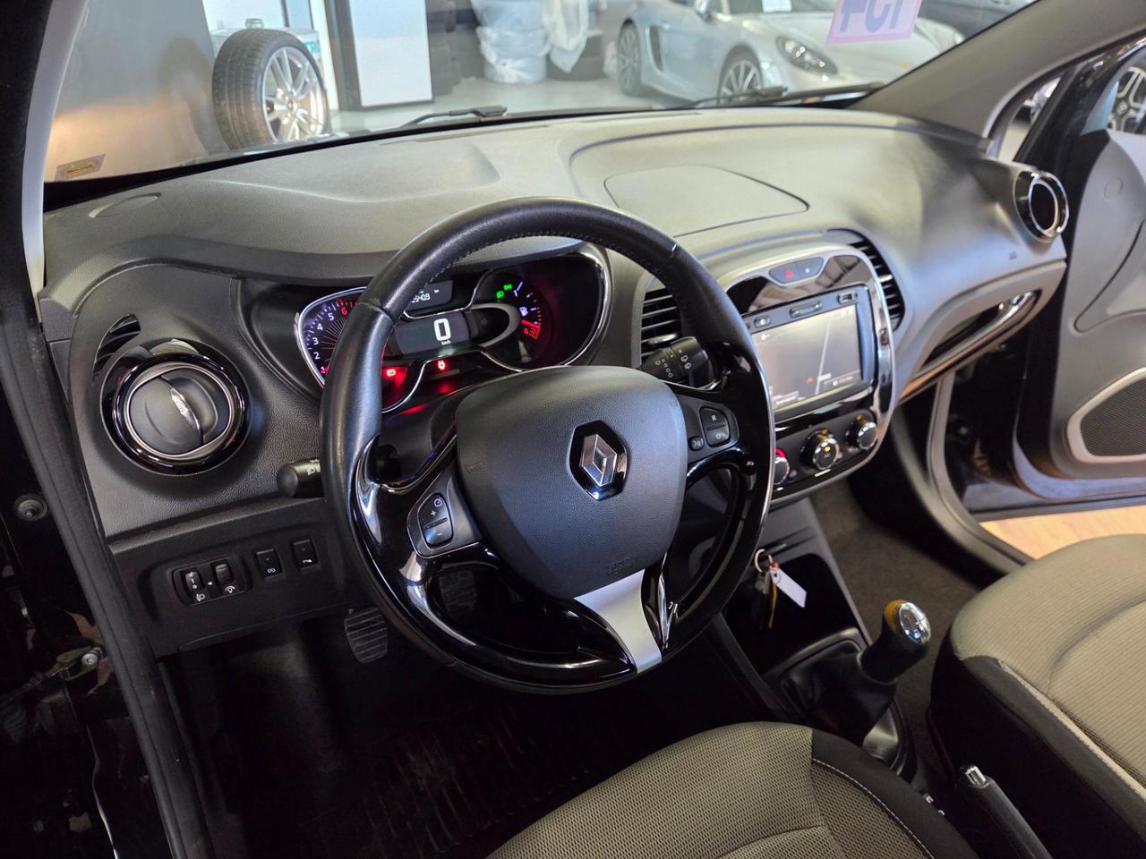 Renault Captur 0.9 tce Intens (energy r-link) 90cv E6