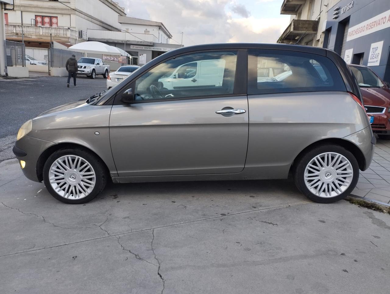 Lancia Ypsilon 1.3 Multijet 16V Argento
