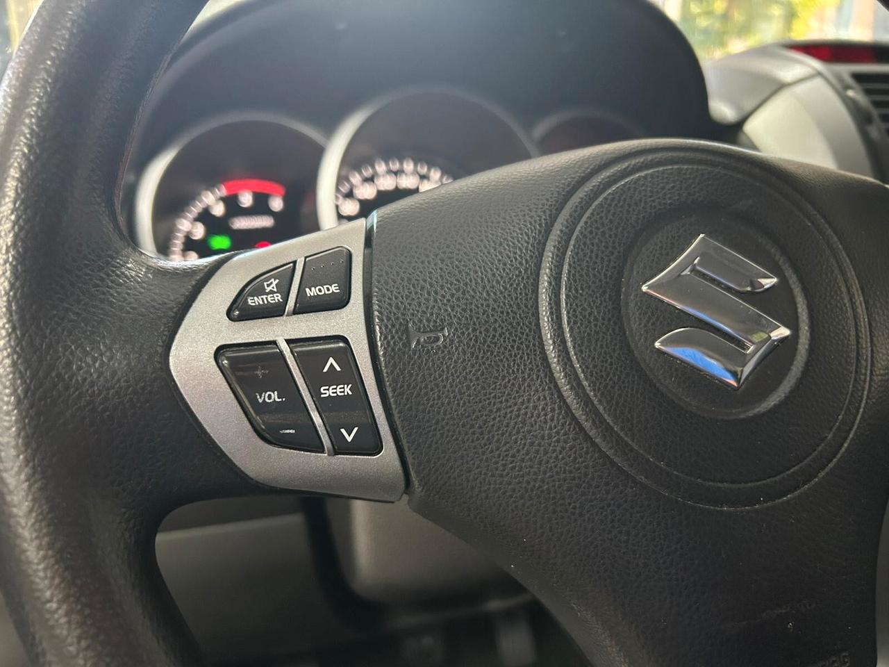 Suzuki Grand Vitara 1.9 DDiS 3 porte