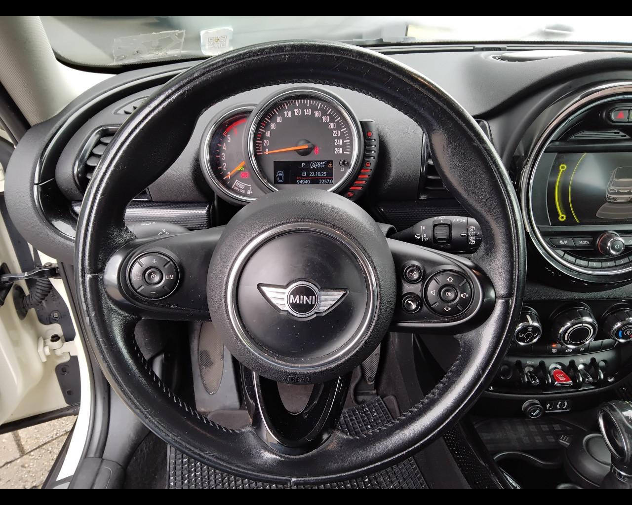 MINI Mini IV F54 2016 Clubman - Mini Clubman 2.0 Cooper D auto