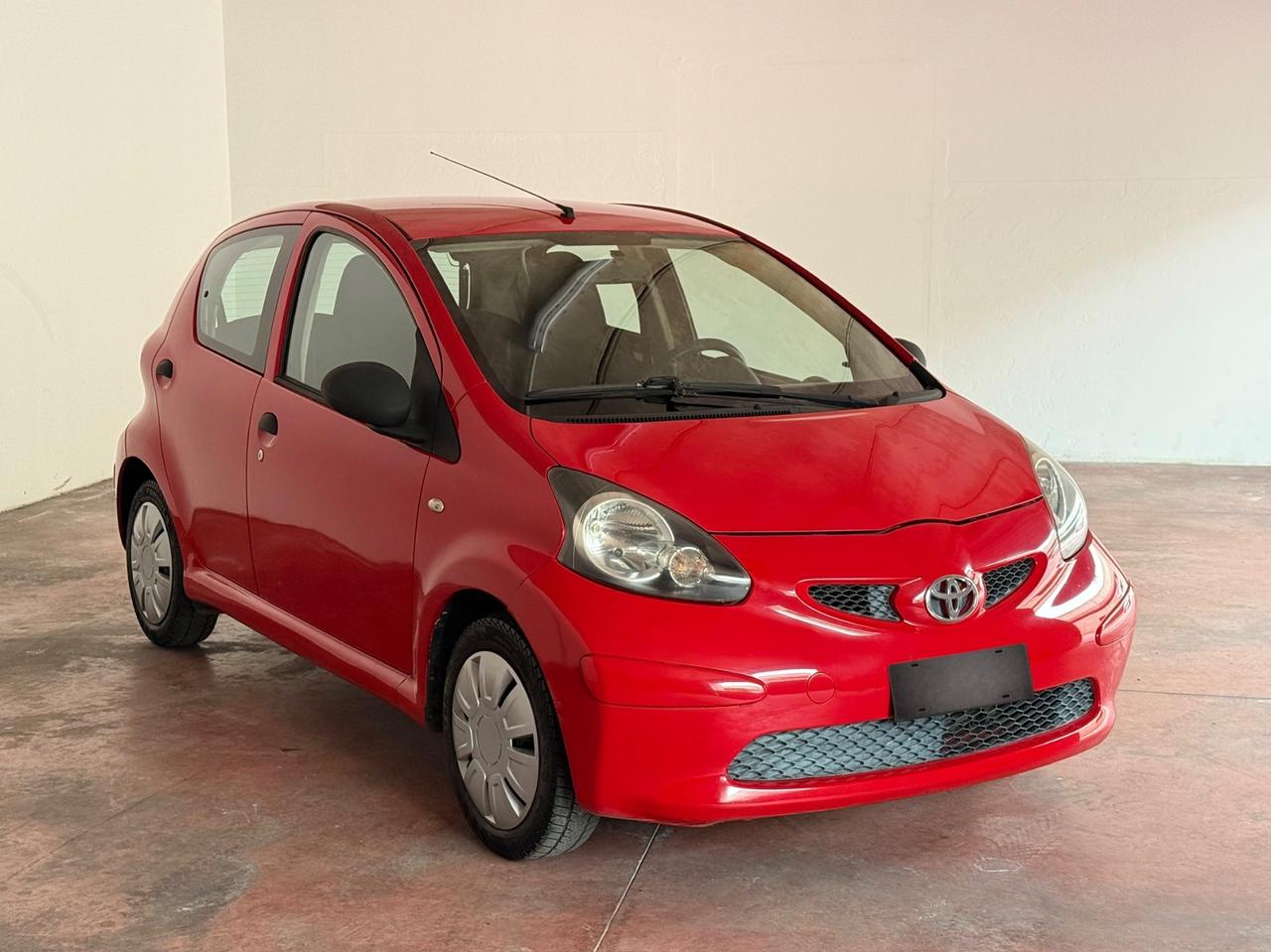 Toyota Aygo 1.0 12V VVT-i 5 porte Now