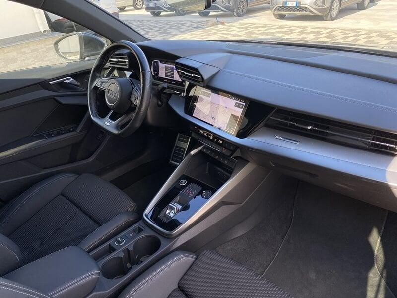 Audi A3 SPB S Line interno ed esterno 2.0 TDI 150CV S-Tronic 35