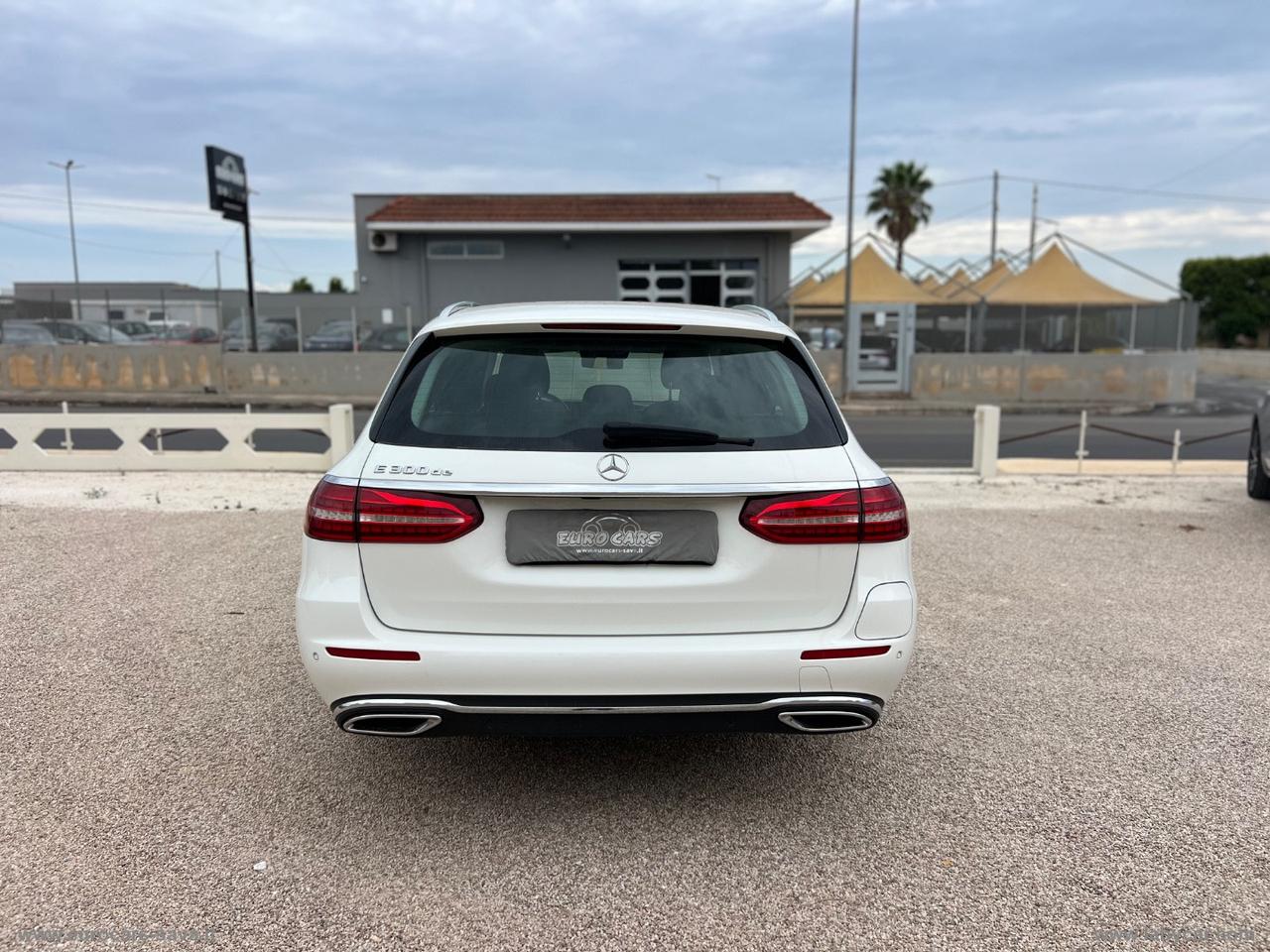 MERCEDES-BENZ E 300 de Auto EQ-Power Business Extra