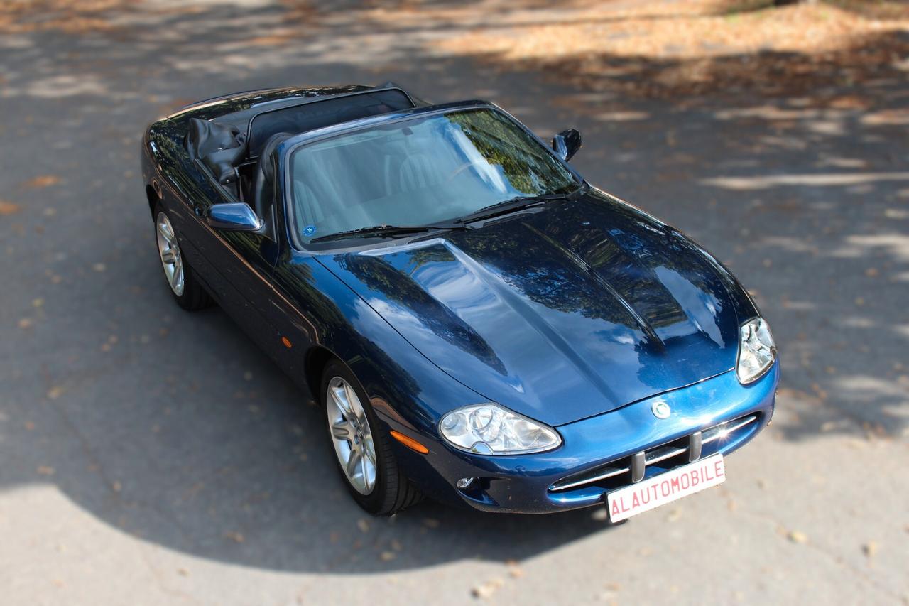 Jaguar XK * Sapphire Blue* Service completo*