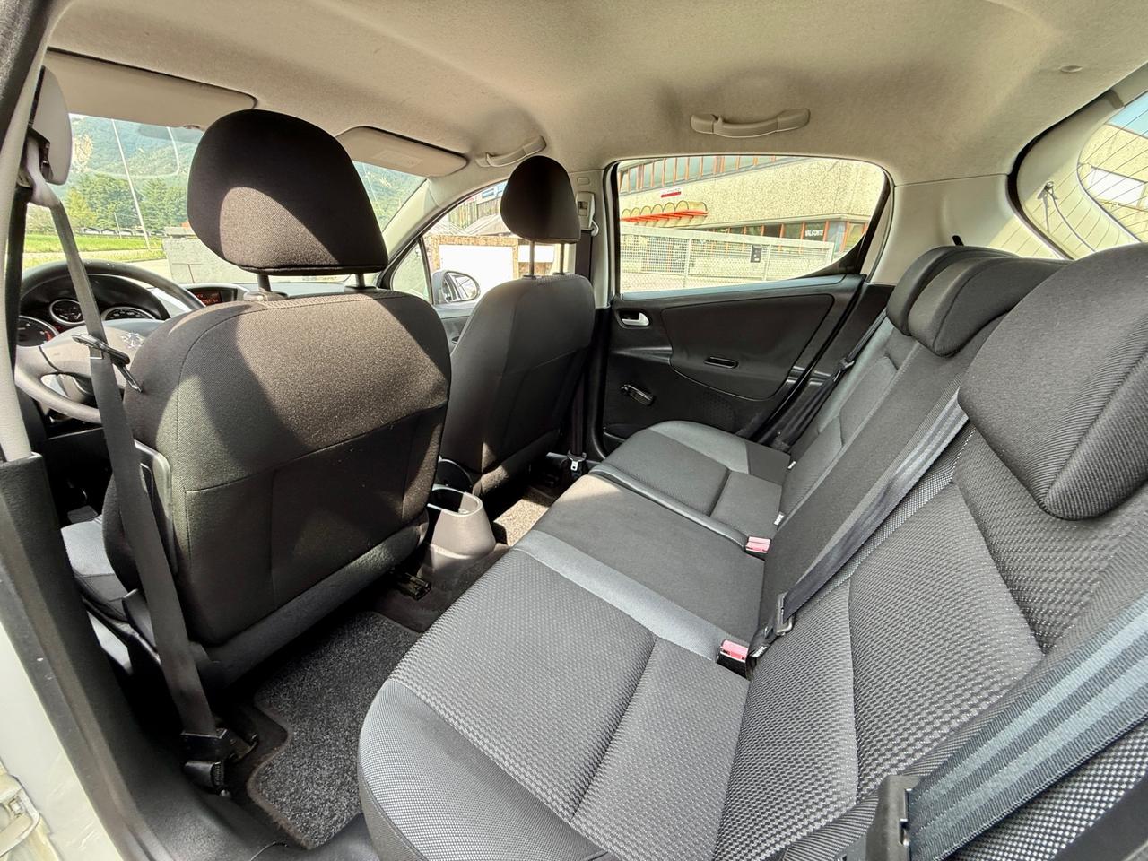 Peugeot 207 Plus 1.4 HDi 70CV 5 porte PERFETTA 2014