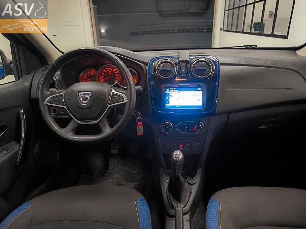 Dacia Sandero Stepway 1.0 TCe 100CV ECO-G 15th Anniversary