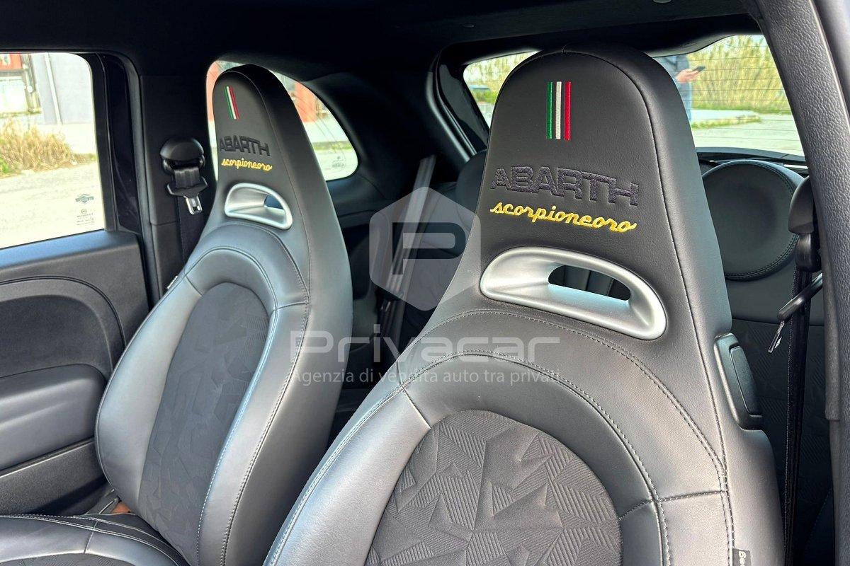 ABARTH 595 1.4 Turbo T-Jet 165 CV Scorpioneoro
