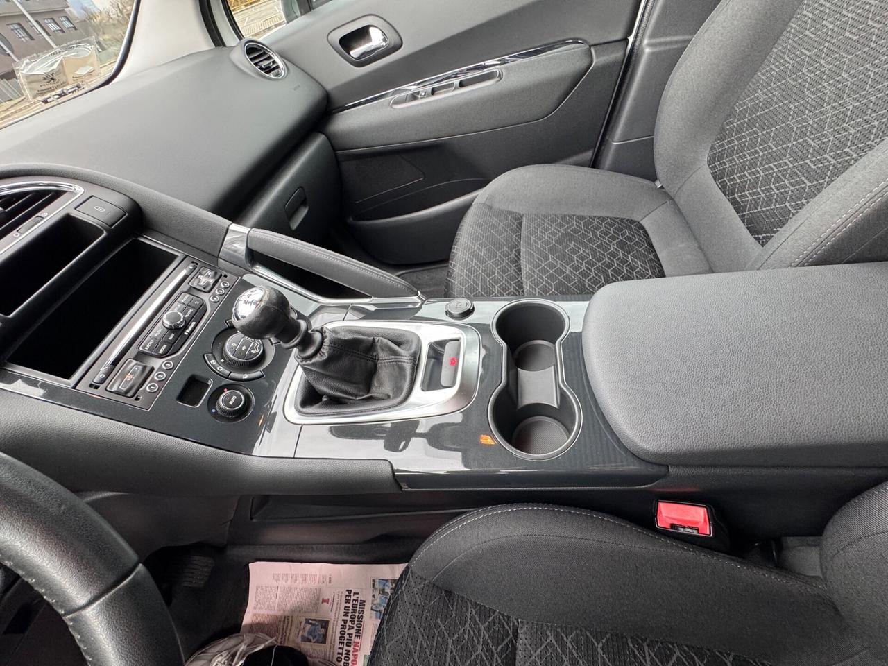 Peugeot 3008 1.6 HDi 115CV Active