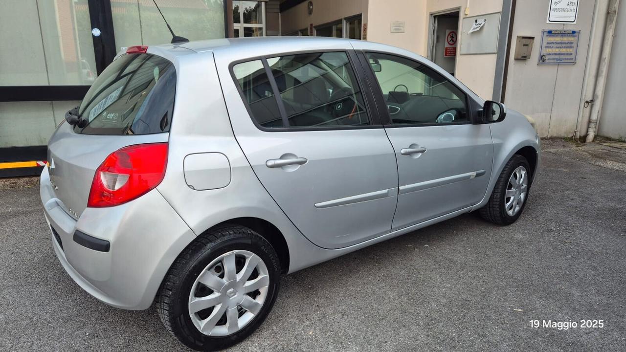 Renault Clio 1.2 16V 3 porte GPL Dynamique