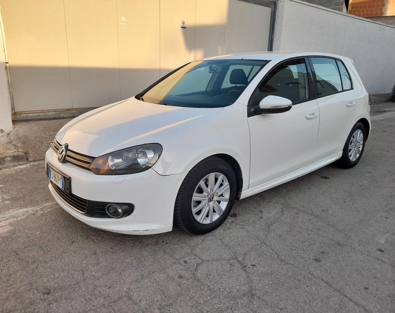 VW GOLF 1.6 TDI
