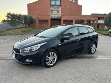 Kia Ceed 1.4 GPL SW Cool