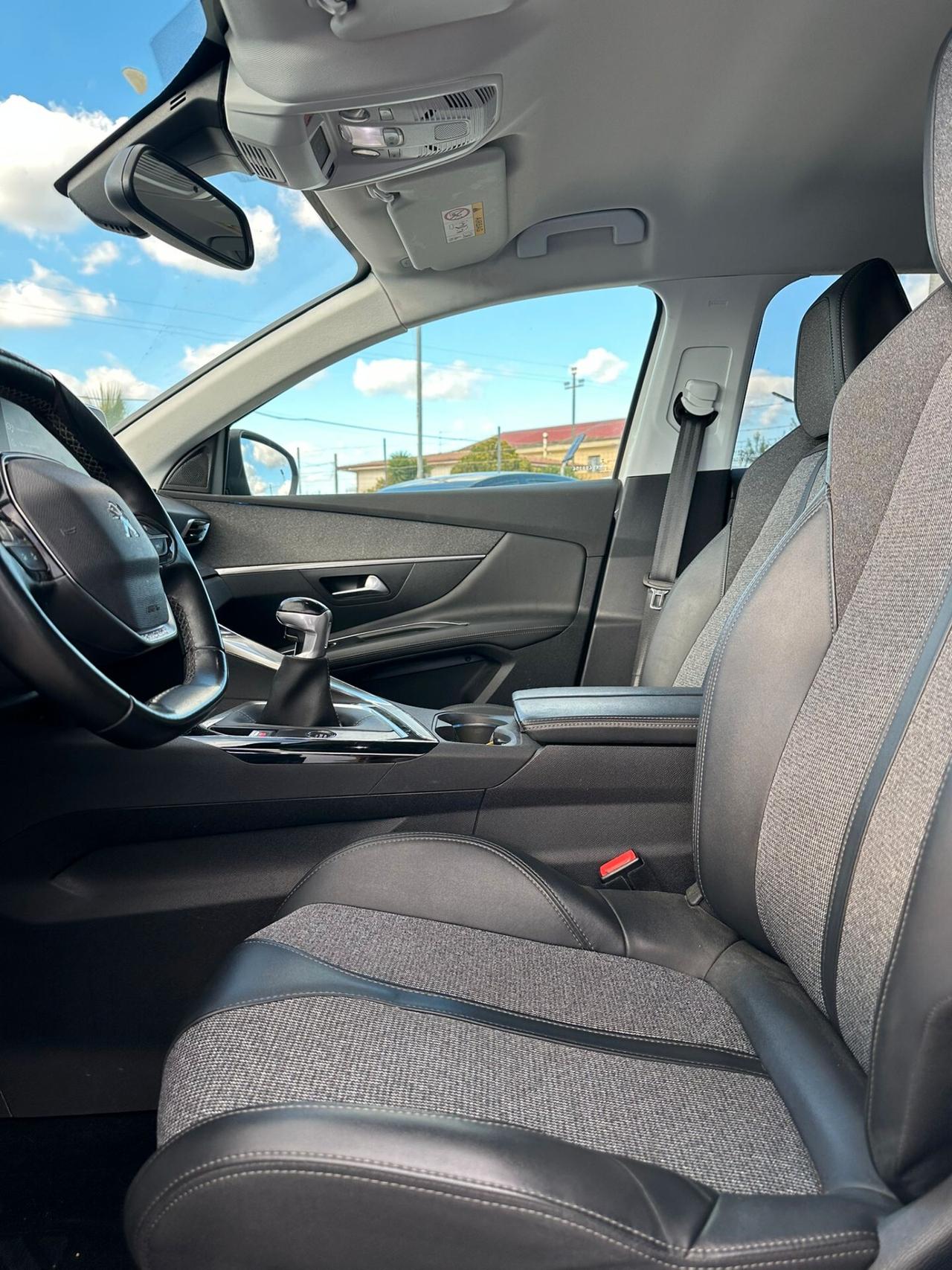 Peugeot 3008 BlueHDi 130 S&S Allure