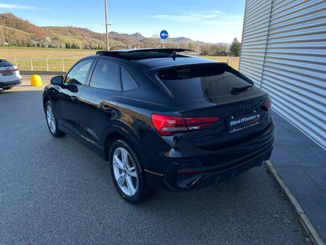 AUDI Q3 SPB 35 TDI Stronic Identity Black S-line SPORTBACK