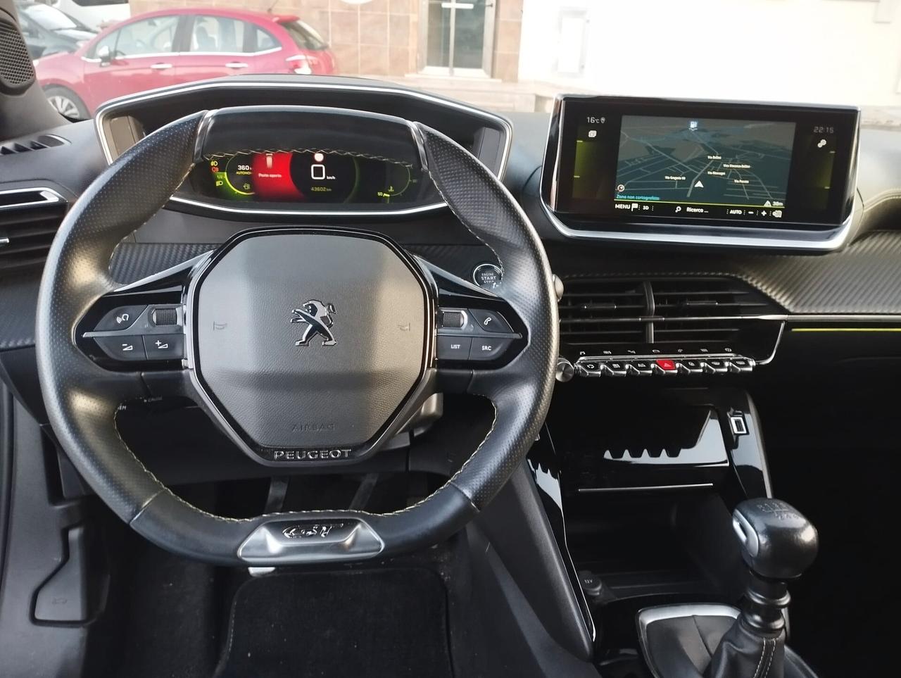 Peugeot 2008 PureTech 130 S&S GT