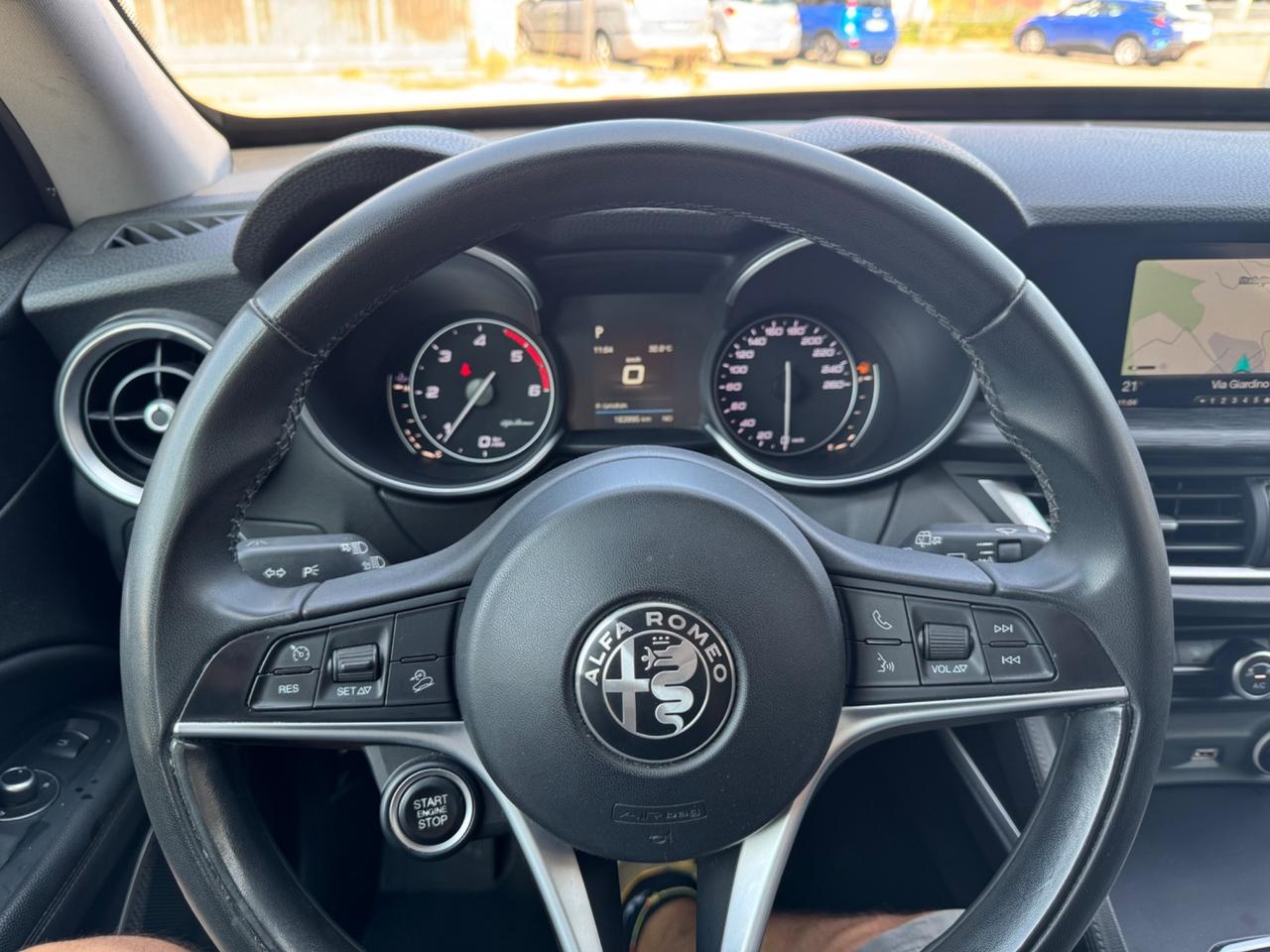 Alfa Romeo Stelvio 2.2 Turbodiesel 180 CV AT8 RWD Business