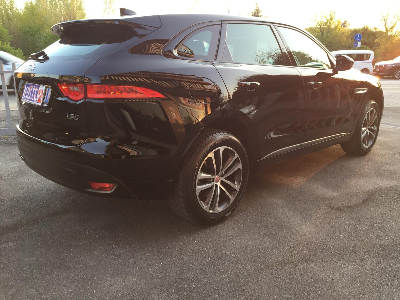 Jaguar F-Pace 2.0 D 180 CV AWD R-Sport