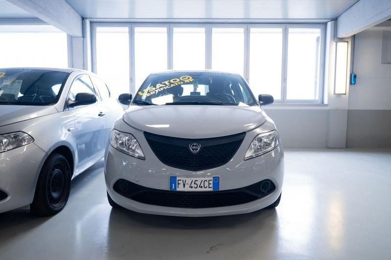 Lancia Ypsilon 1.2 Elefantino Blu S&S 69CV