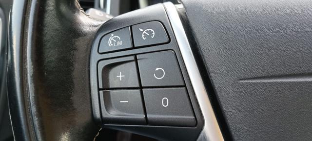 VOLVO V60 D3 Momentum
