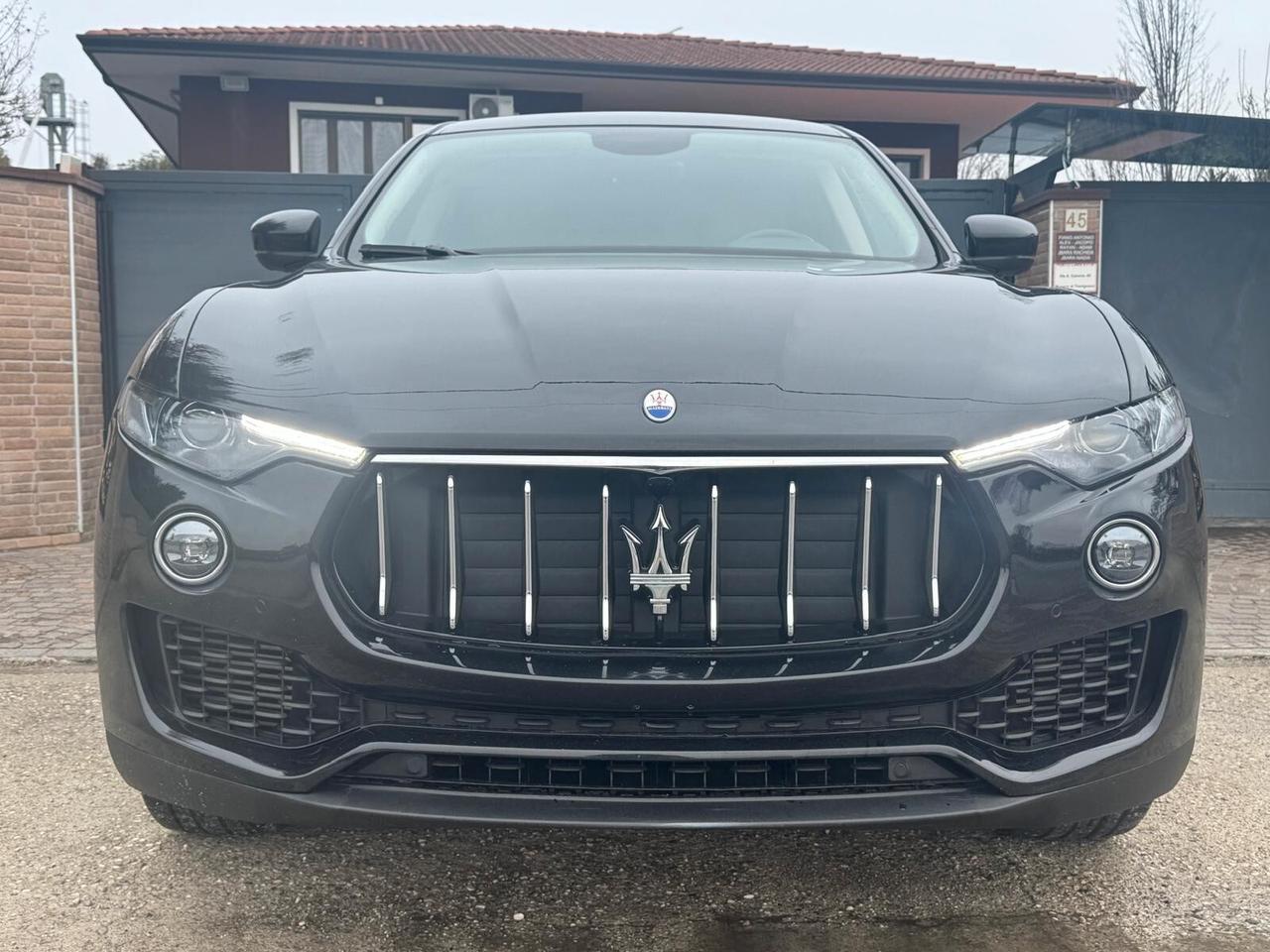 Maserati Levante V6 AWD Gransport