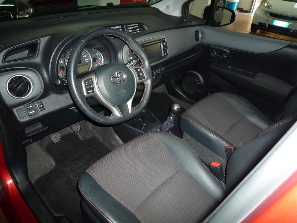Toyota Yaris 1.3 5 porte Lounge