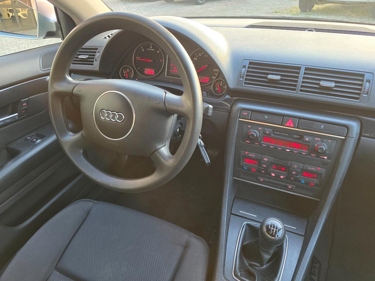 Audi A4|1.9 TDI/130cv "QUATTRO" XENON 4x4