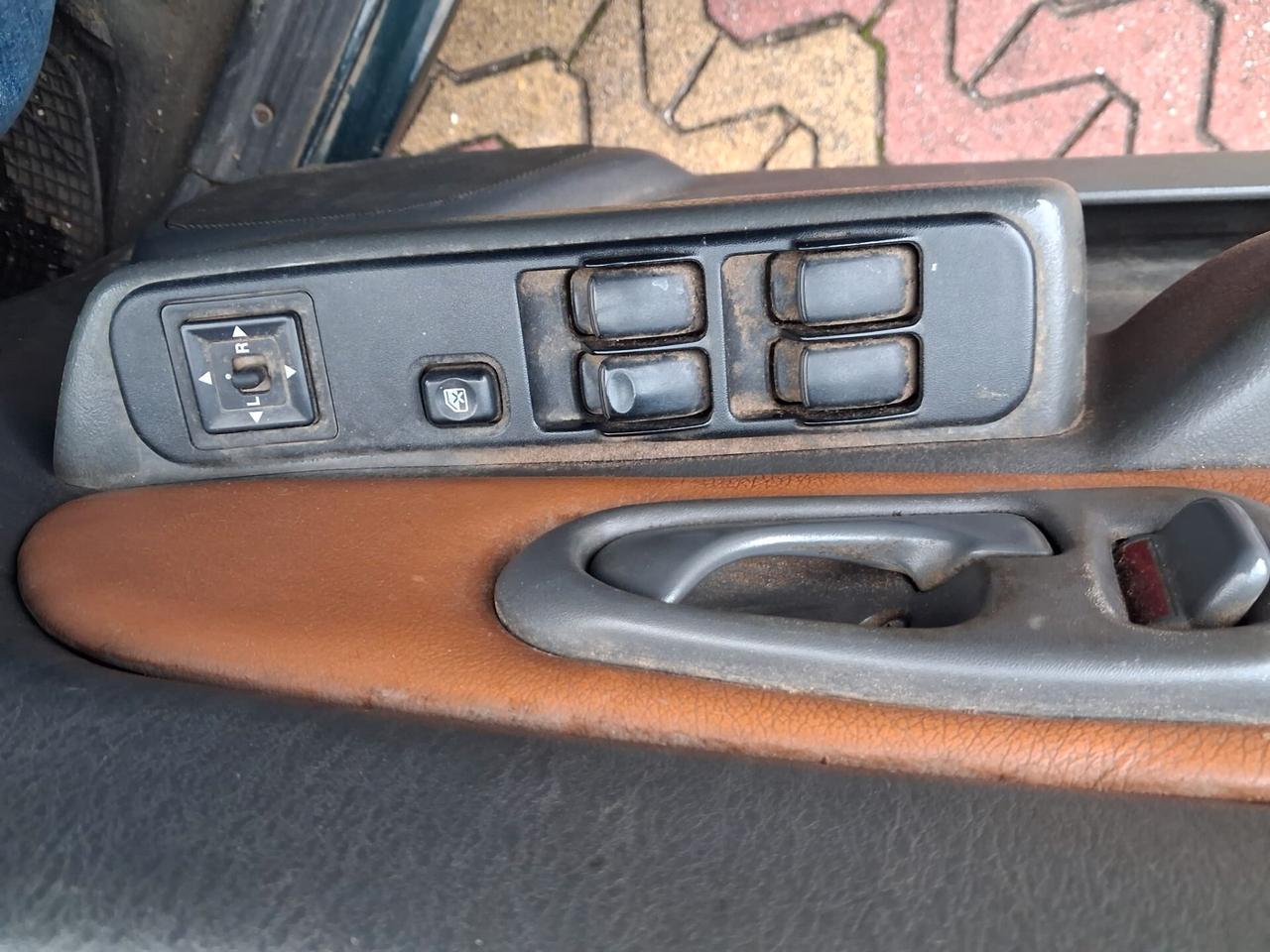 Mitsubishi L200 2.5 TDI 4WD Double Cab Pick-up GLX