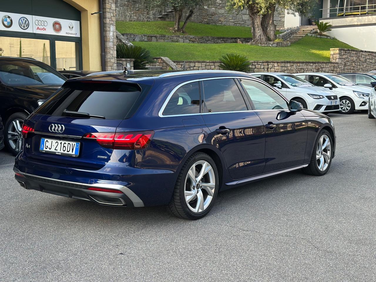Audi A4 Avant 40 TDI S tronic line edition
