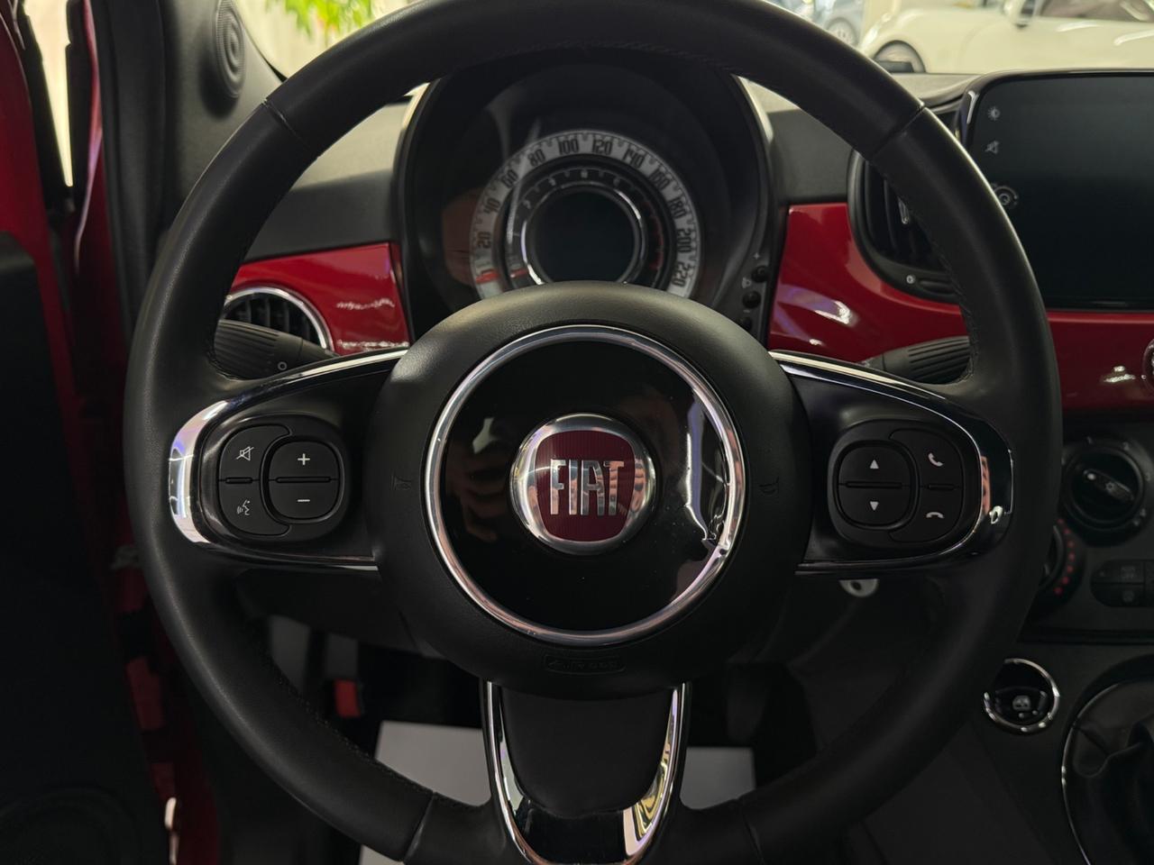 Fiat 500 1.0 Hybrid Red Full Optional