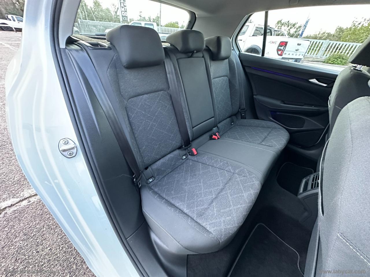 VOLKSWAGEN Golf 2.0 TDI 150 CV DSG SCR Style