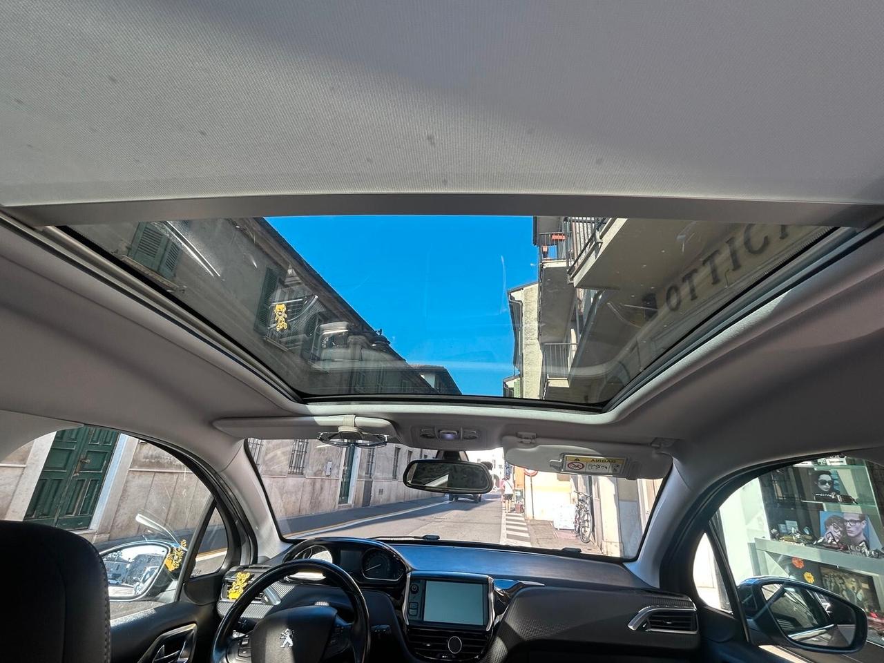 Peugeot 2008 1.6 bluehdi 120cv - ANCHE PER NEOPATENTATI