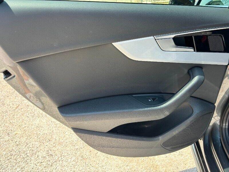 Audi A4 A4 Avant 40 TDI quattro S tronic S line edition