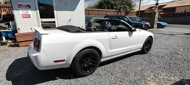 Ford Mustang altro allestimento