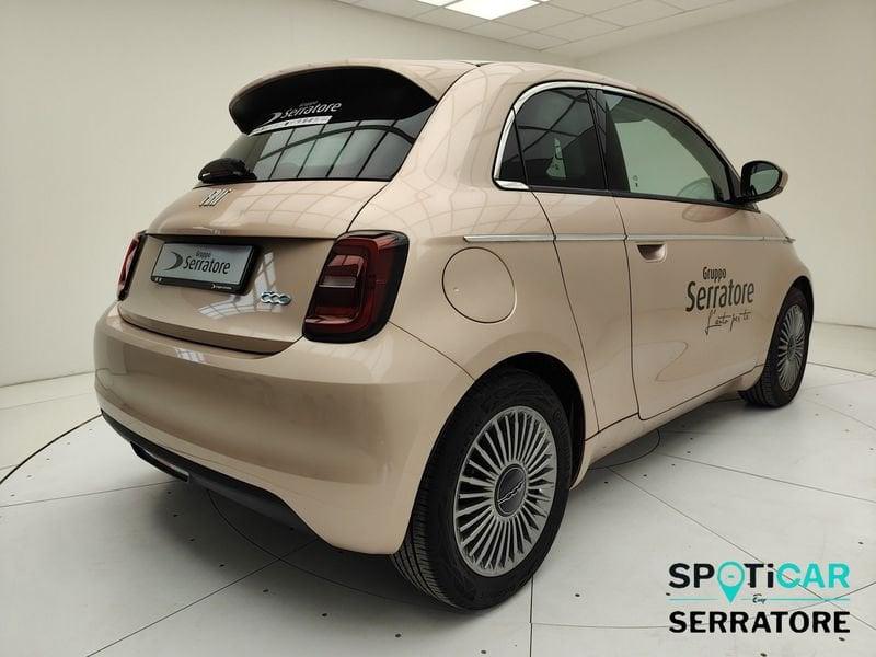 FIAT 500 La Nuova Nuova 3+1 My23 La Nuova - 320 3+1