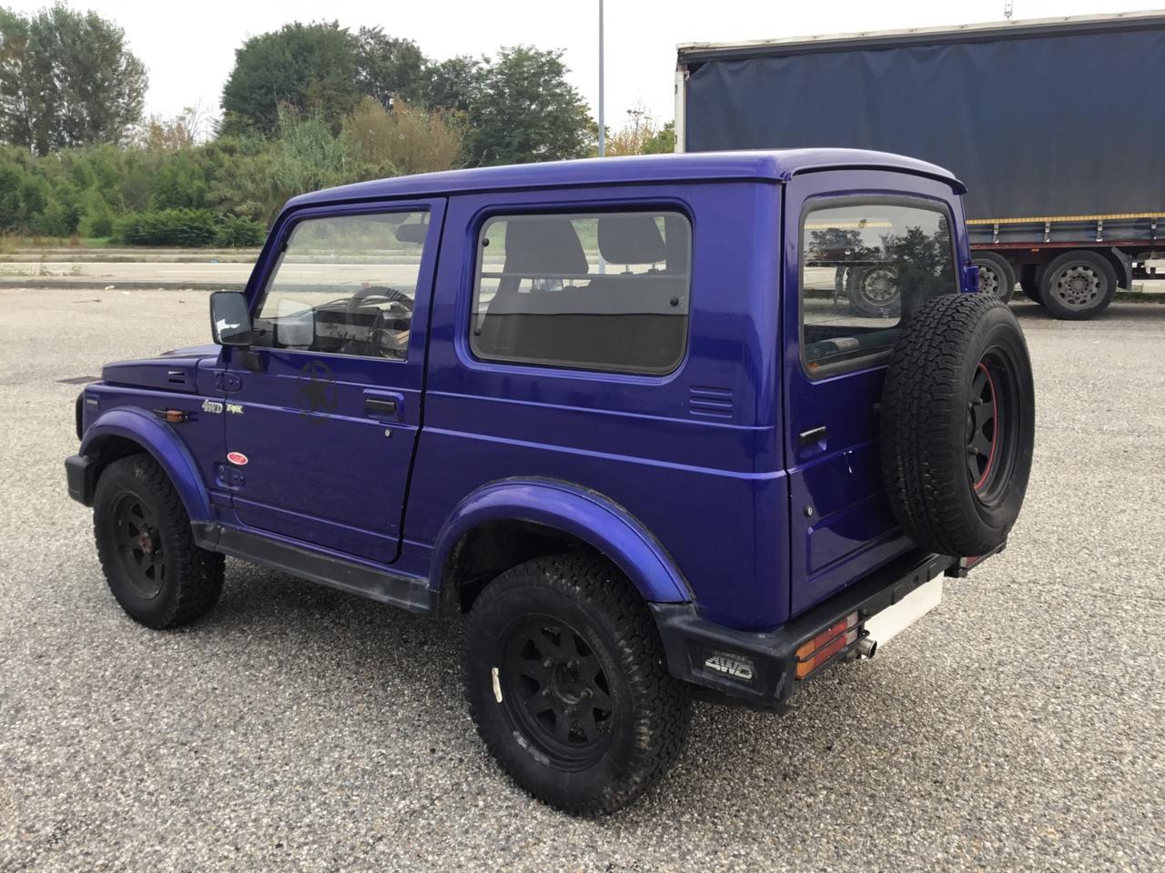 Suzuki SJ 410 SJ410 Berlina Sport