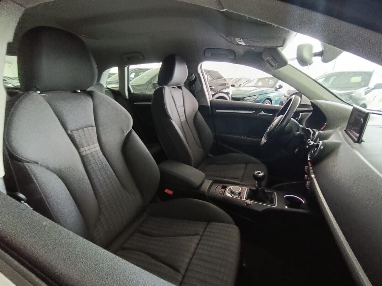 Audi A3 2.0 TDI 150 CV clean diesel Ambiente