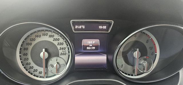 MERCEDES-BENZ GLA 200 CDI Sport