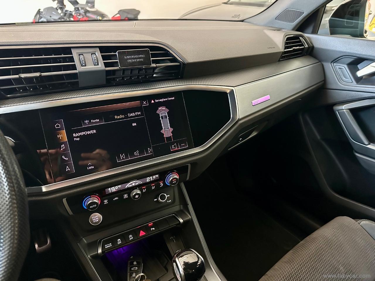 AUDI Q3 35 TDI S tronic S line edition