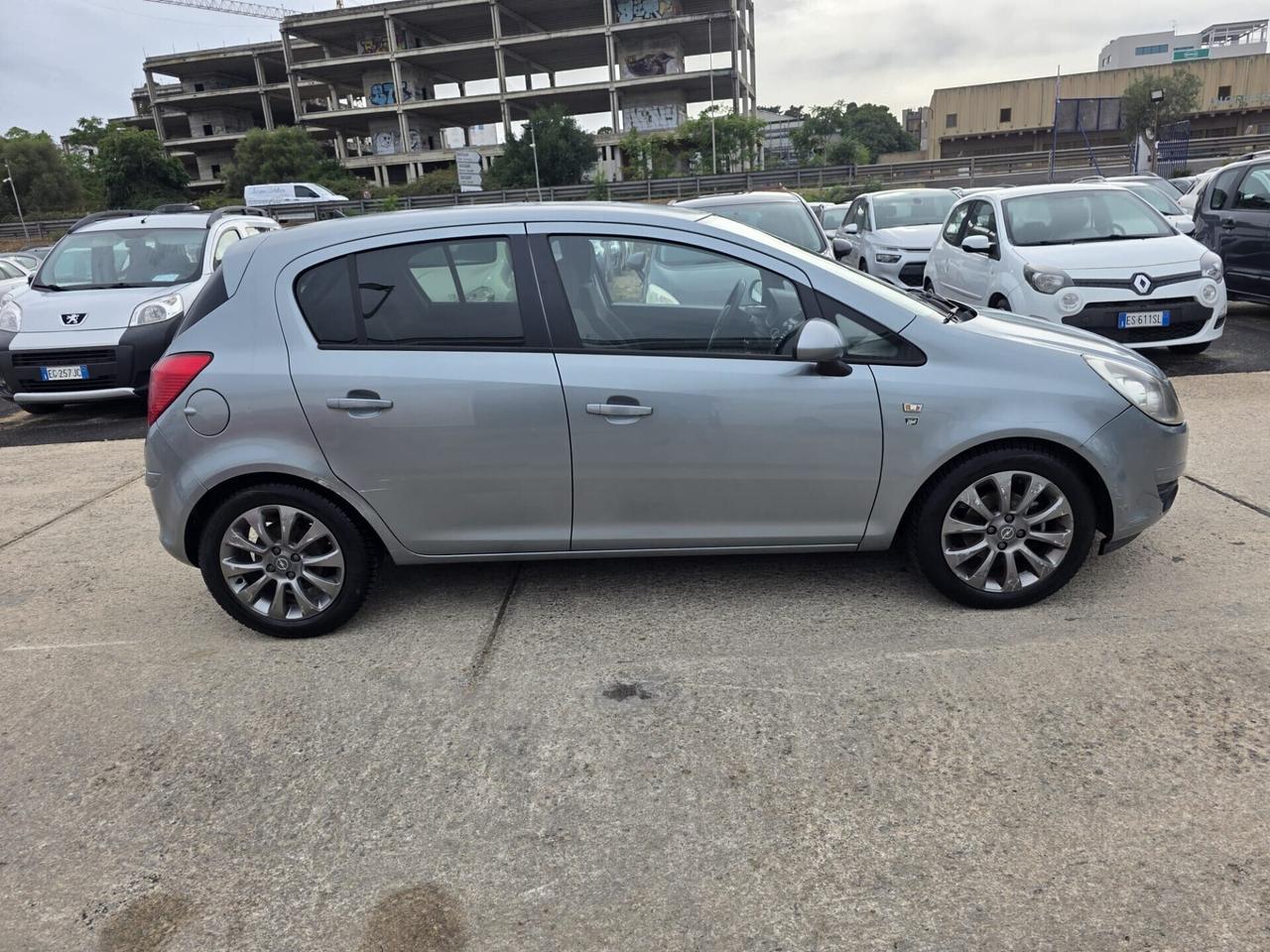 Opel Corsa 1.2 5 porte Edition