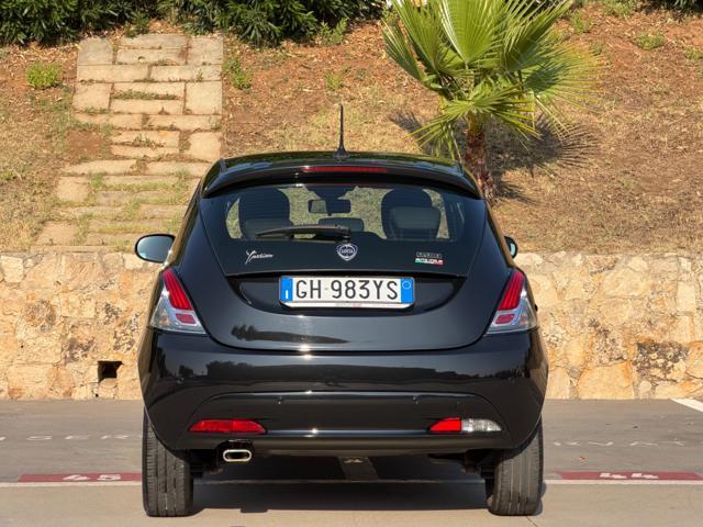 LANCIA Ypsilon GOLD+NAVI CARPLAY+SENSORI+LED