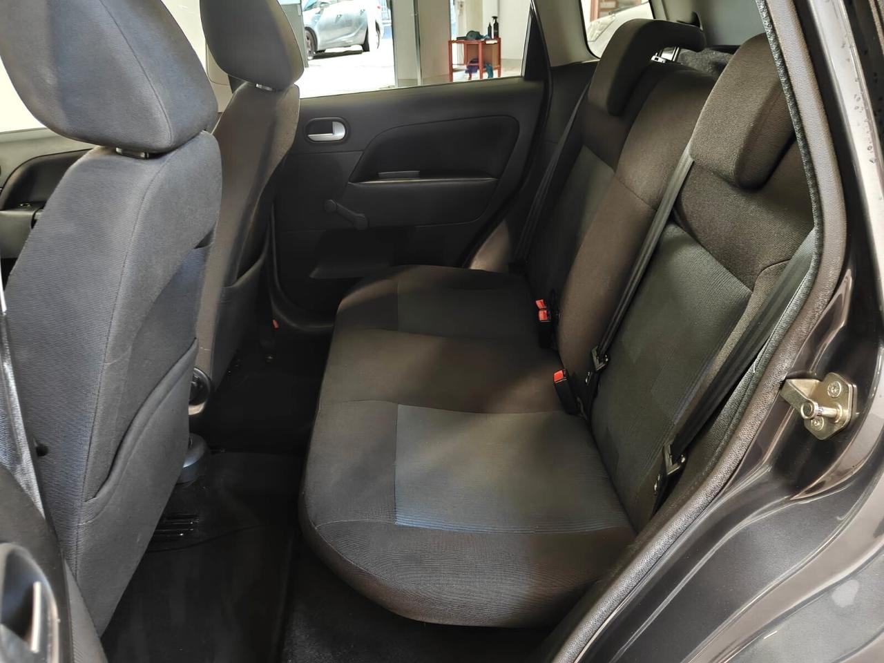 Ford Fiesta 1.2 16V 5p. Ghia