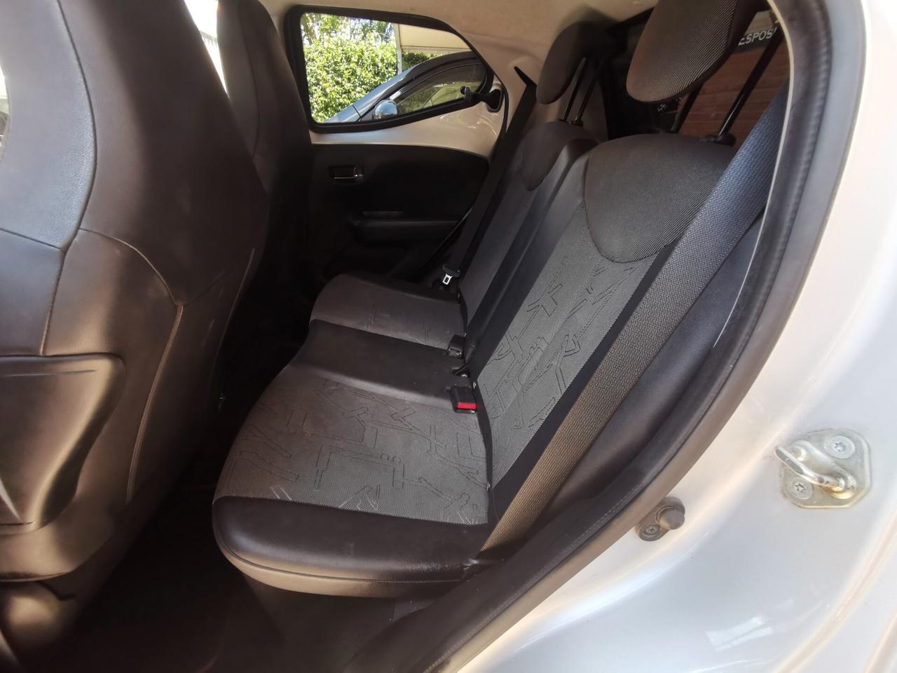 Toyota Aygo 1.0 VVT-i 72 CV 5 porte x-clusiv