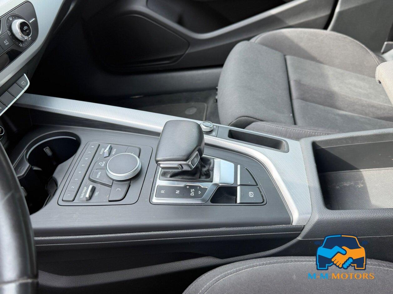 Audi A5 Sportback 35 2.0 tdi Sport 150cv s-tronic