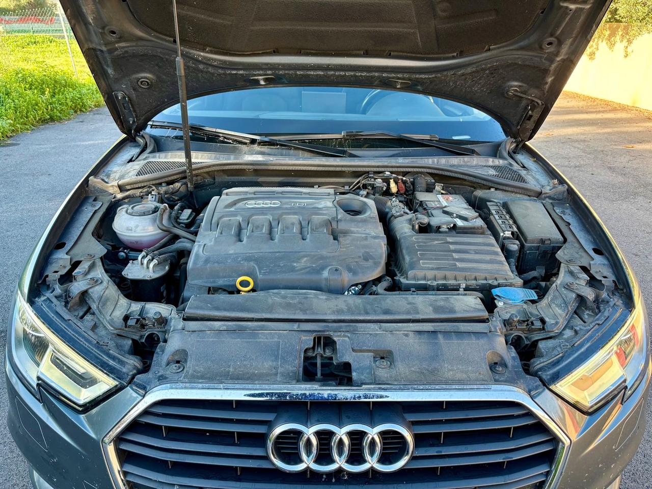 Audi A3 1.6 30 TDI Admired #8285