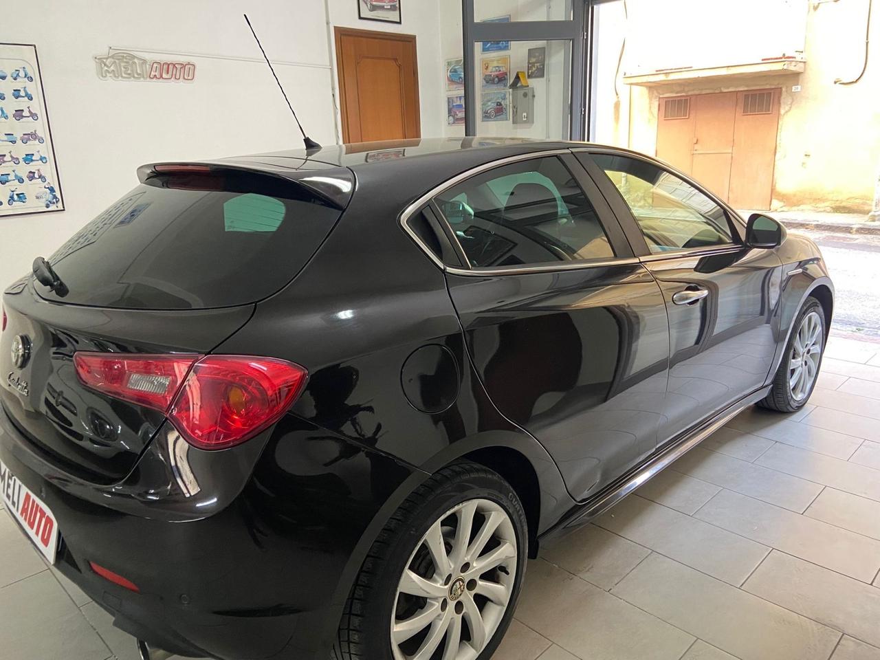 Alfa Romeo Giulietta 2.0 JTDm-2 140 CV Exclusive